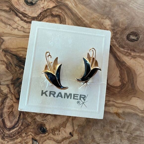 Vintage Kramer Copper & Black Clip-On Earrings - Picture 1 of 4